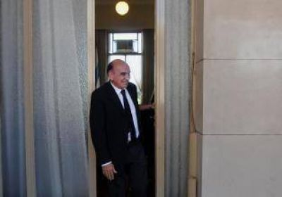 Jim�nez llama al Colegio de Abogados a hablar con cordura