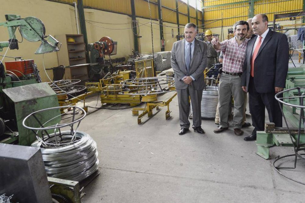 Manzur admiti� que podr�a tomar deuda si no se resuelve la coparticipaci�n