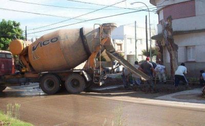 OBRA DE PAVIMENTO EN EL CENTRO