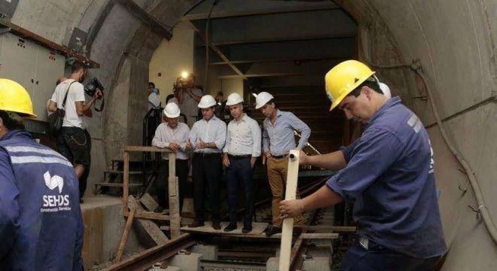 Larreta invertir� $800 millones para la l�nea E que Cristina no termin�