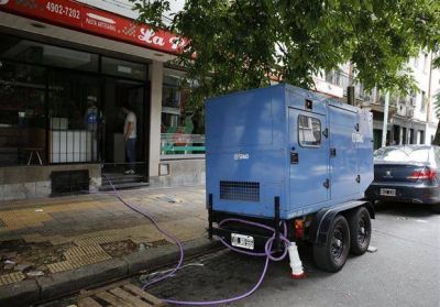 Menos calor, pero m�s problemas: 90.000 vecinos sin luz