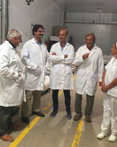 Ministro de Agroindustria analiz� la situaci�n de la producci�n local