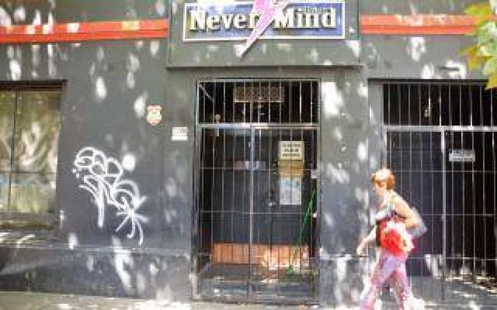 Mar del Plata: Grupo neonazi atac bar de referente de la comunidad gay