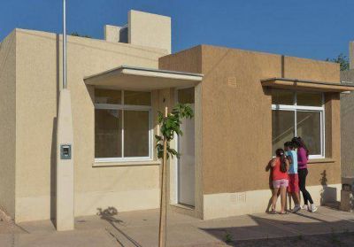 El IPV buscar� finalizar 600 viviendas en Mendoza en el resto del a�o