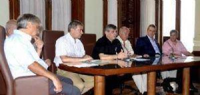 El intendente Britos present� a la comisi�n investigadora municipal