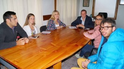 Naci�n, Provincia y municipio acuerdan trabajos para las �reas de Juventud y Deportes