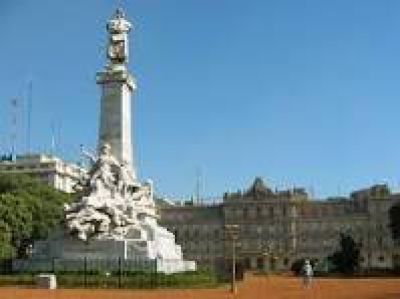 El monumento a Col�n estar�a en la agenda del premier Renzi