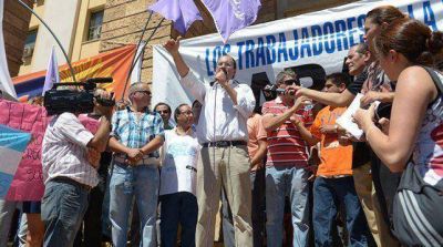 Paritaria docente: el Gobierno ofreci� 18,9% de aumento y el SUTE lo rechaz�