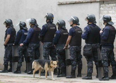 Mendoza pedir� tomar m�s deuda para la Polic�a y las c�rceles