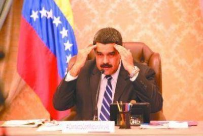Opositores venezolanos insisten con pedirle la renuncia a Maduro