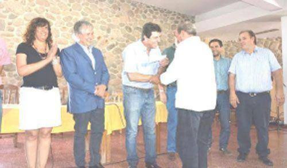 Entregan m�s de $2 millones en subsidios al sector productivo