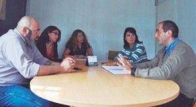 La DPOSS se comprometi� a costear los trabajos de retiro de residuos s�lidos de la Bah�a Encerrada
