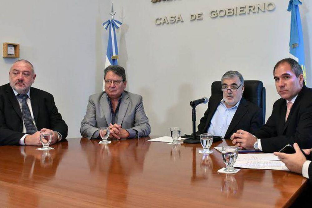 Chubut evaluar� entre propuestas de 11 bancos para tomar cr�dito de 650 millones de d�lares