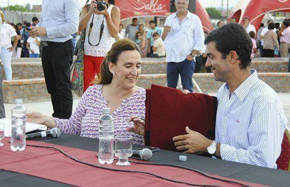 Urtubey y Michetti coincidieron en construir un pa�s para todos, con di�logo y trabajo conjunto