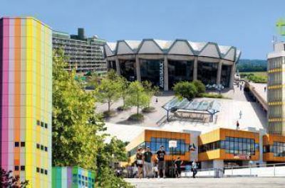 Protesta contra el cierre de sala de oraci�n en una universidad alemana
