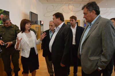 Gennuso y Weretilneck dieron la bienvenida a la ministra Bullrich
