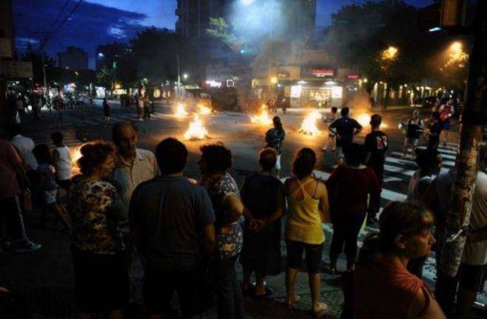 Anuncian cortes programados en medio de apagones generalizados