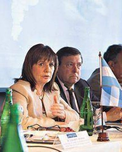Por m�s represi�n
