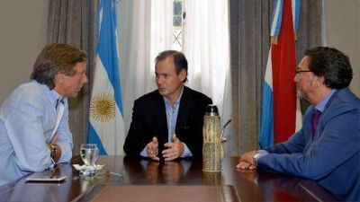 Bordet baj� l�nea a sus senadores por las leyes que necesita Macri
