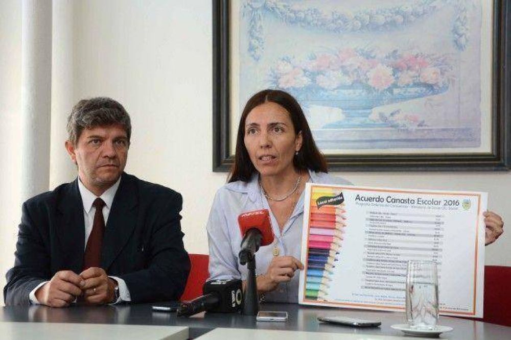 Presentaron una canasta escolar con precios diferenciales
