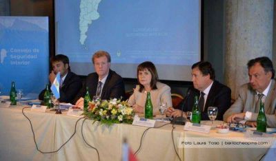 Naci�n se comprometi� a ayudar a San Juan con equipamiento policial