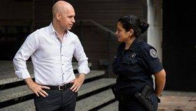 Larreta felicit� a la oficial de la Federal que previno una violaci�n 