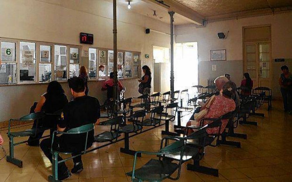Guardias: p�blicos y privados buscan soluciones a la crisis