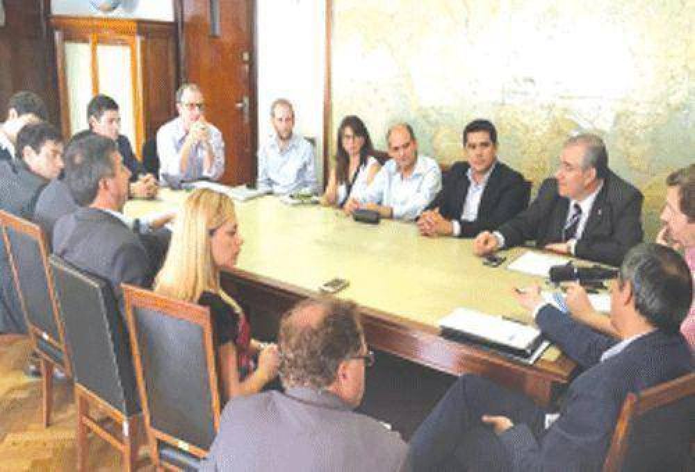 Munibus: Naci�n financiar� la compra de 81 nuevas unidades