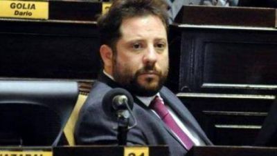 Peligra la conducci�n de Jos� Ottavis