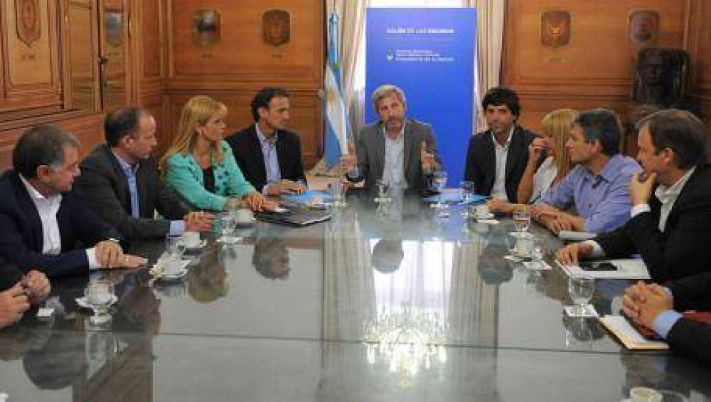 Optimismo en intendentes del PJ por la obra p�blica