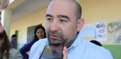 El Intendente de La Banda renunci� al Movimiento Viable