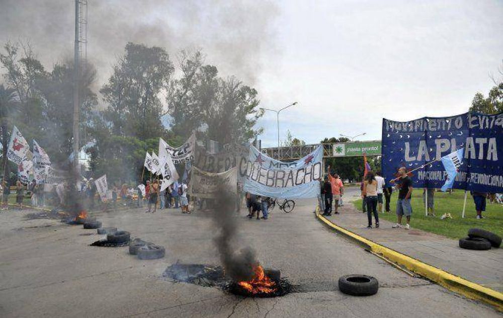 La CGT de Moyano tild� de 