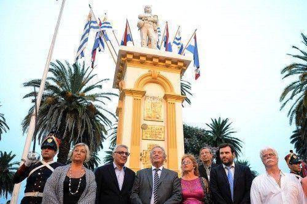 Zamora: �El cambio en la Argentina es de su cultura pol�tica�