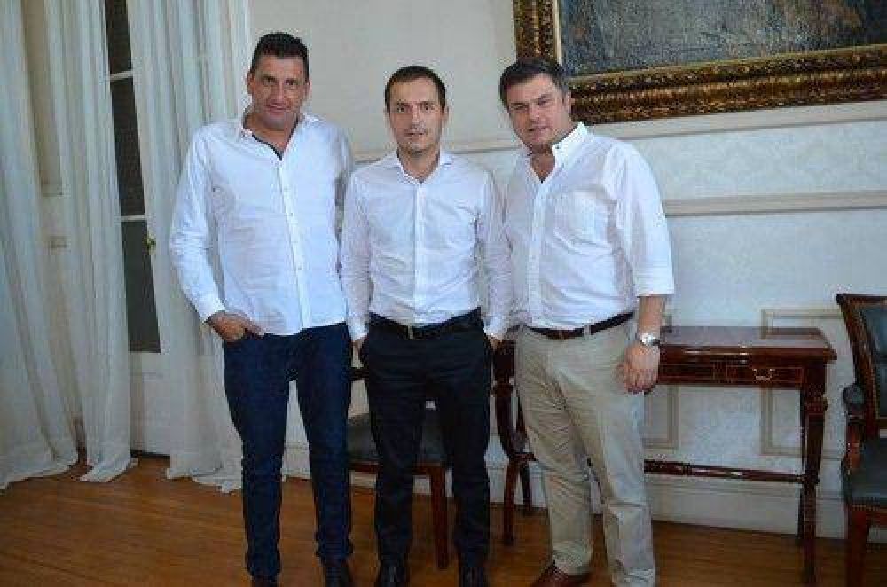 Abella se comprometi� a que la inclusi�n llegue a todos, m�s all� del color pol�tico