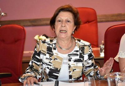 La ministra de Educaci�n promete m�s atenci�n sobre la educaci�n inicial