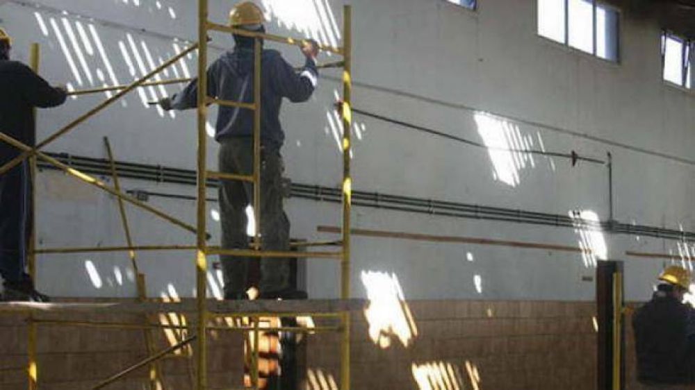 La gobernadora firm� el inicio de obras para Capital y el interior