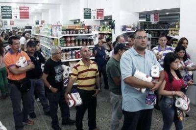 Venezuela: L�pez, medidas econ�micas y la inflaci�n m�s alta de la historia, en el centro de la escena
