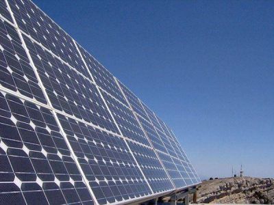 Gobierno garantiza acceso a energ�a limpia y renovable