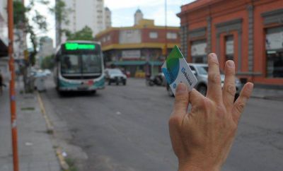 Estafa a Sapem: concejales reciben a quienes administran los micros y la Bah�a Urbana