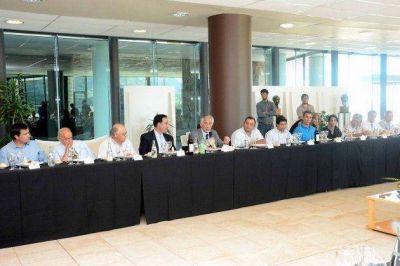 Estatales recibir�n por �nica vez un bono de $1000 y trabajadores de Inclusi�n, uno de $500