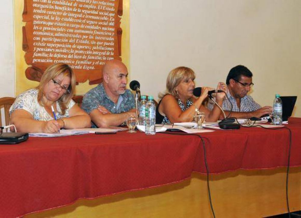 Gobierno hoy s�lo escuchar� a los gremios en la paritaria