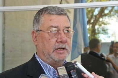 Diputados participan en  encuentro de referentes del PJ 