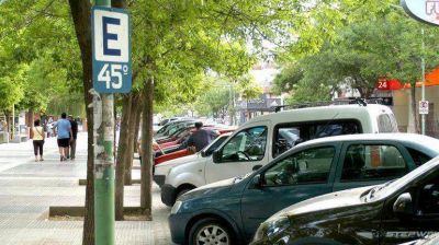 El nuevo estacionamiento costar�a 9 pesos la hora