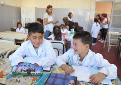 El Gobierno retir� la oferta a los docentes y peligra el inicio de clases