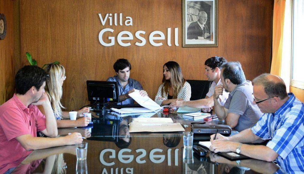 LA MUNICIPALIDAD ADQUIRIR� NUEVAS M�QUINAS VIALES