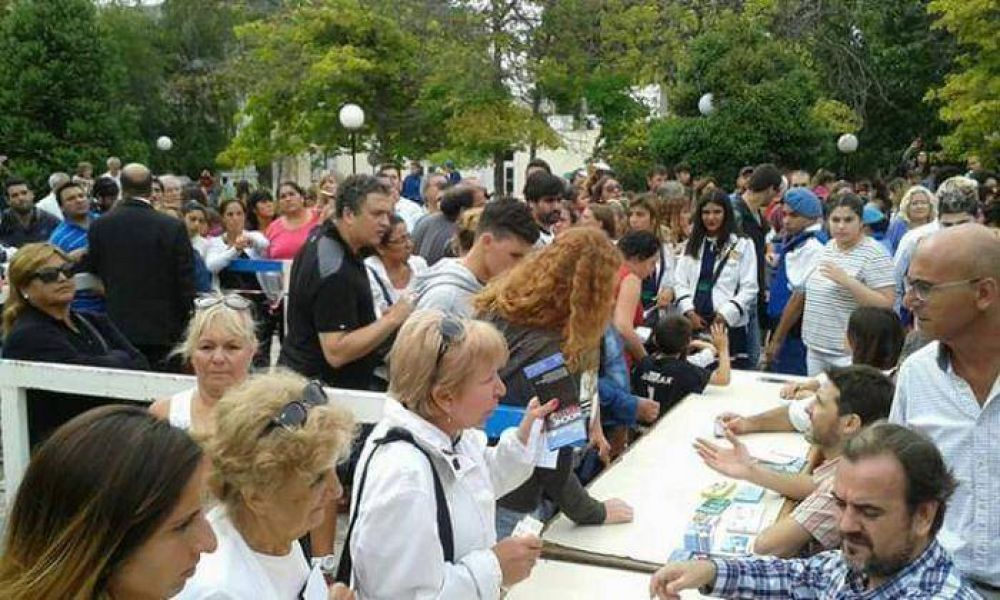 �xito total: m�s de 20 mil personas retiraron entradas para la 