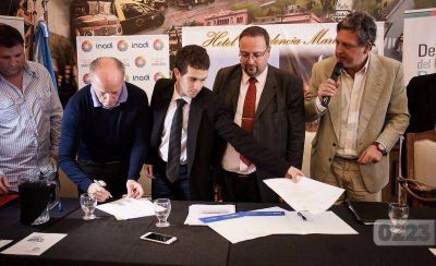 Repudio a ataques nazis: �El funcionario que no est� de acuerdo que deje el cargo�