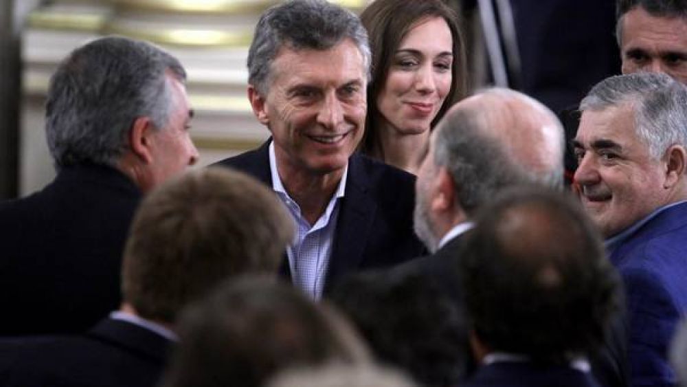 El Gobierno apura un paquete de medidas de ayuda social