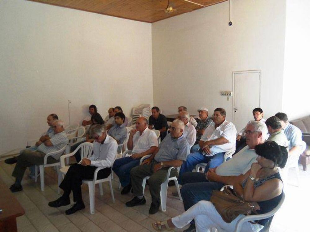 La Federaci�n Agraria se reuni� en la Cooperativa Agr�cola