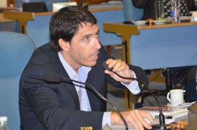 Proponen reducir el STJ y �limitar la discrecionalidad� del Ejecutivo